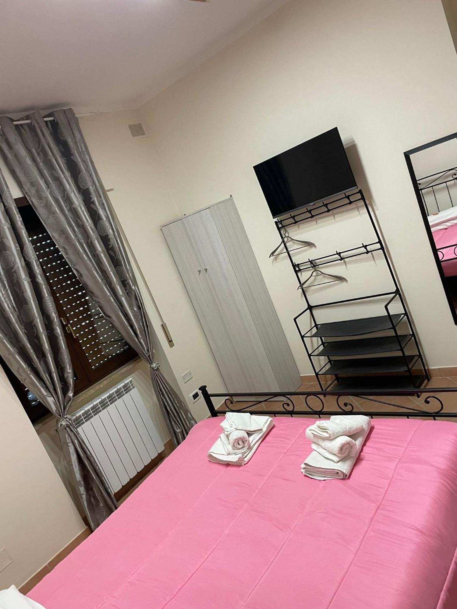 Tommy House 19 Apartment Focene ภายนอก รูปภาพ